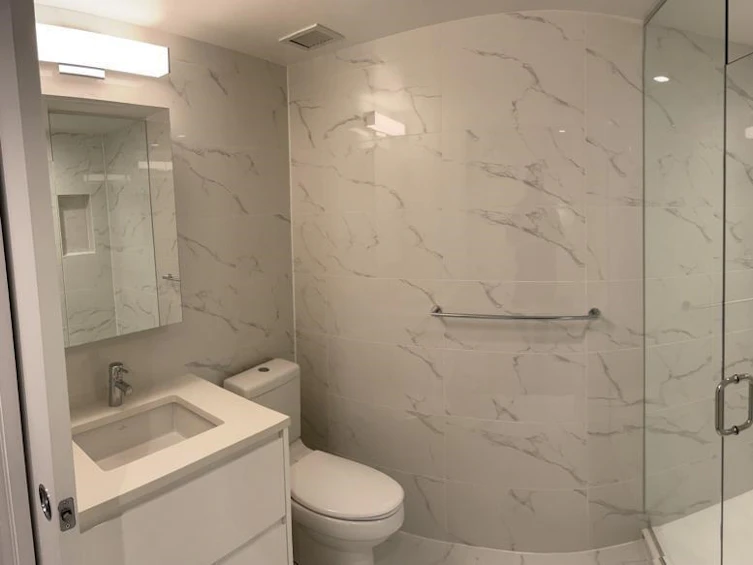 606-8188 Fraser Street, Vancouver, BC, V5X 0J8 - 4