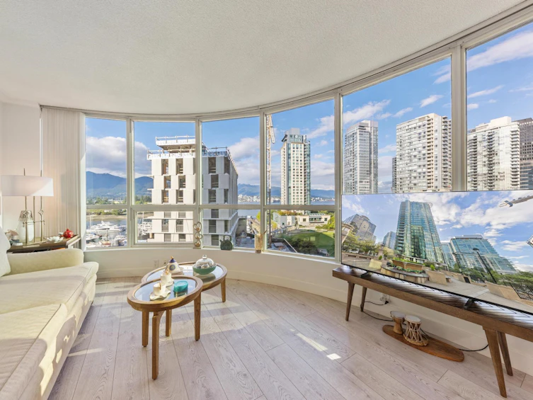 702-588 Broughton, Vancouver, BC, V6G 3E3 - 2