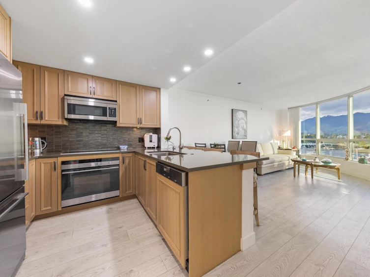 702-588 Broughton, Vancouver, BC, V6G 3E3 - 6