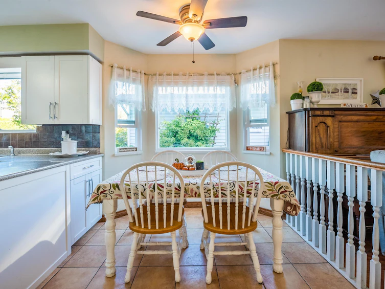 9940 Aquila Road, Richmond, BC, V7A 3R2 - 11