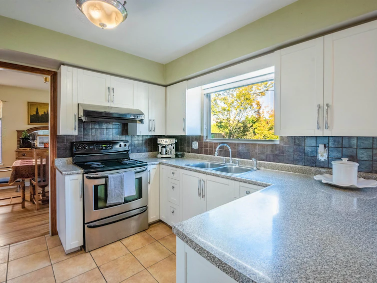 9940 Aquila Road, Richmond, BC, V7A 3R2 - 13