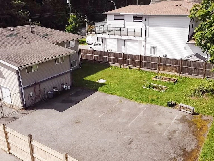 9246 148 Street, Surrey, BC, V3R 3W8 - 39