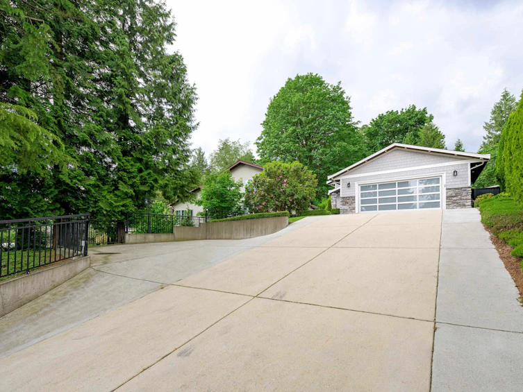 1312 Lansdowne Drive, Coquitlam, BC, V3E 1K6 - 40