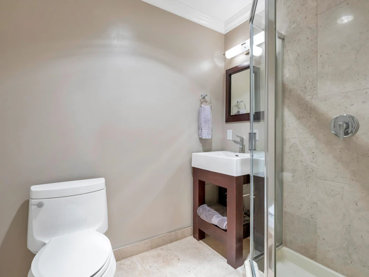1312 Lansdowne Drive, Coquitlam, BC, V3E 1K6 - 32