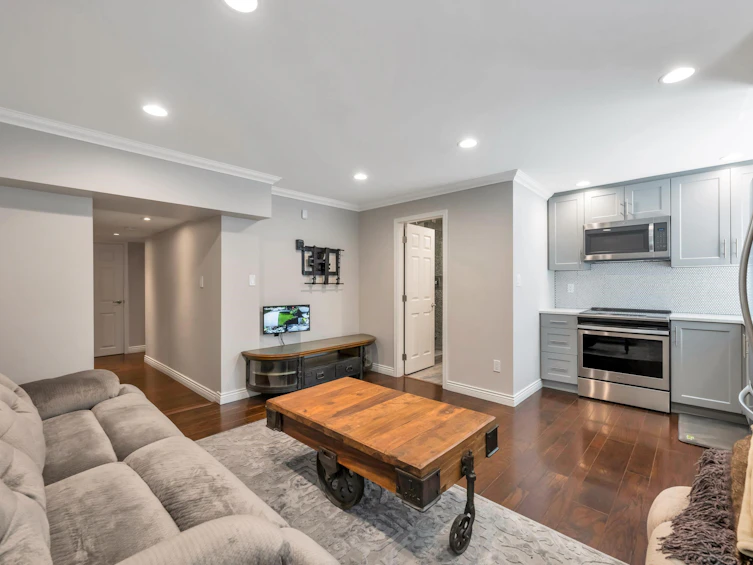 1312 Lansdowne Drive, Coquitlam, BC, V3E 1K6 - 34