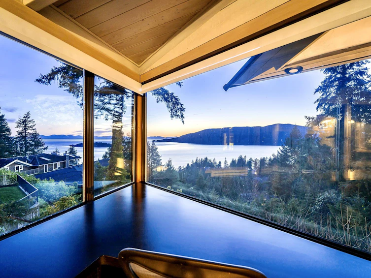 6011 Eagleridge Drive, West Vancouver, BC, V7W 1W7 - 6