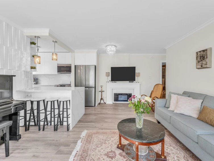 101-1750 Esquimalt Avenue, West Vancouver, BC, V7V 1R8 - 6