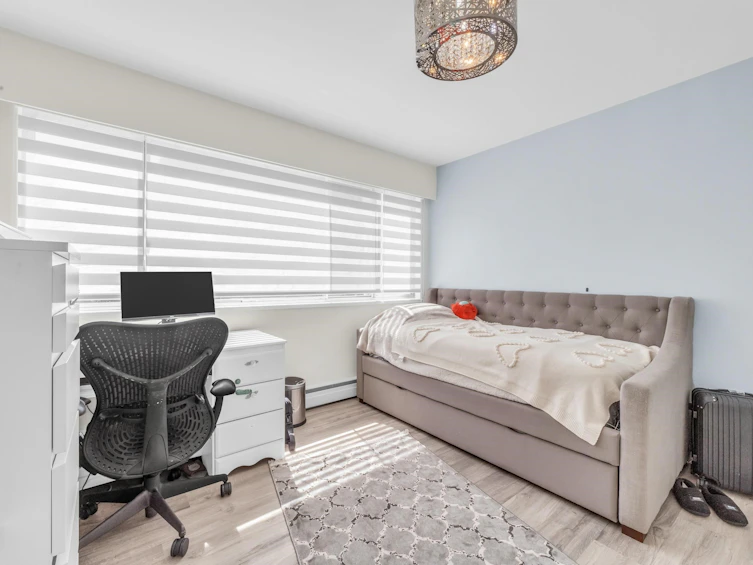 101-1750 Esquimalt Avenue, West Vancouver, BC, V7V 1R8 - 20