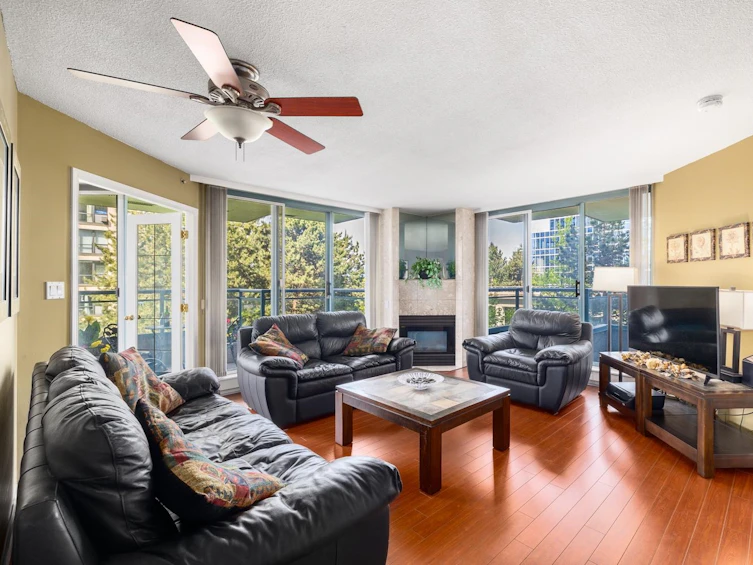 407-13383 108, Surrey, BC, V3T 5T6