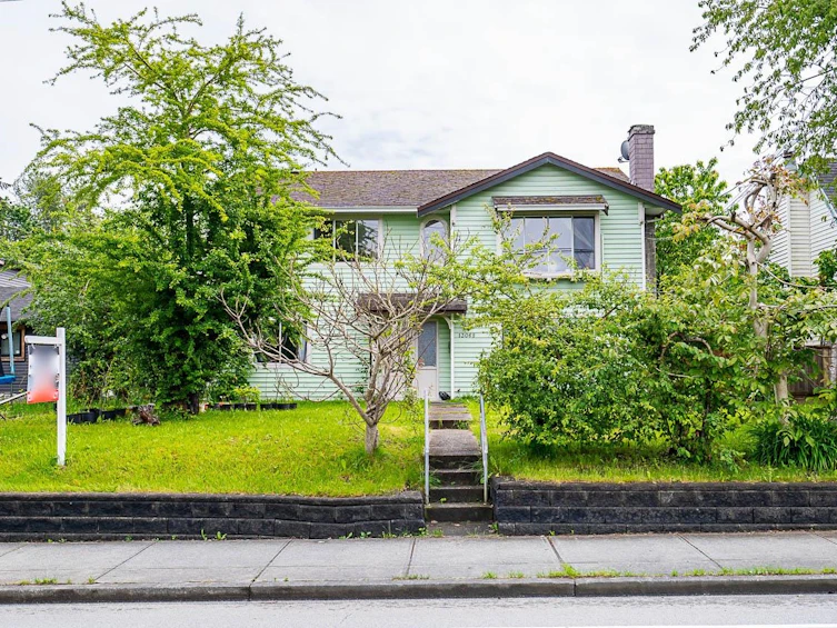 13068 64 Avenue, Surrey, BC, V3W 1X7 - 2