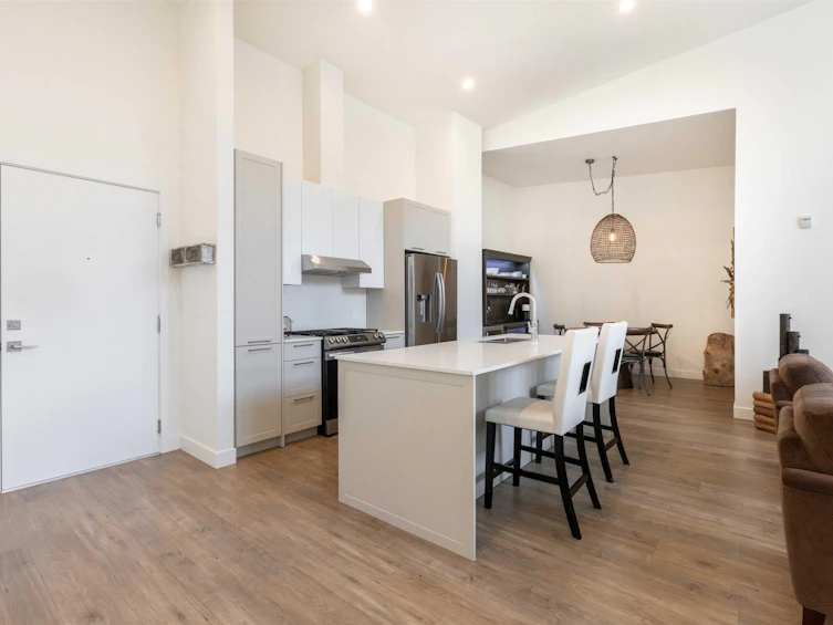 301-710 School Road, Gibsons, BC, V0N 1V9 - 4