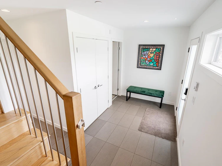 33740 Darbyshire Drive, Mission, BC, V2V 7E1 - 3