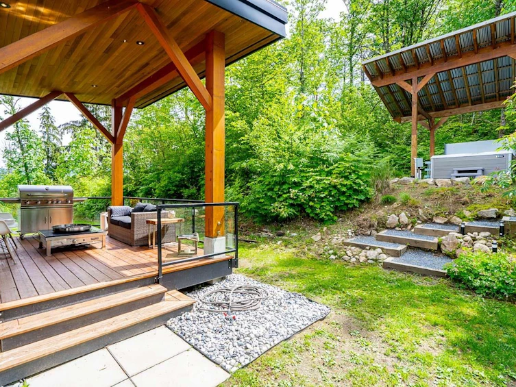 33740 Darbyshire Drive, Mission, BC, V2V 7E1 - 32