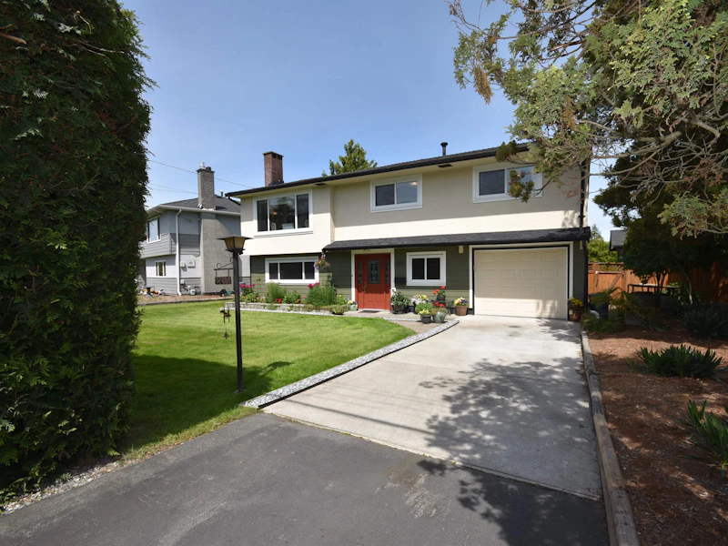 5819 48a Avenue, Delta BC V4K 1Y5
