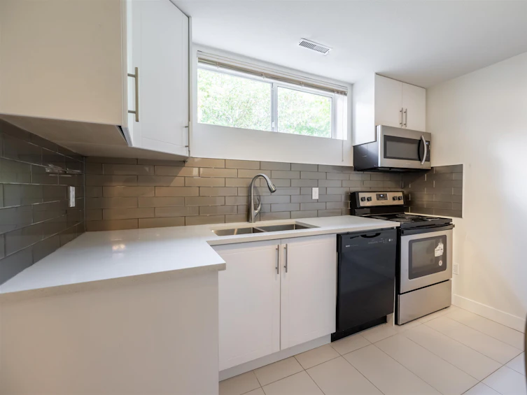 5750 124 Street, Surrey, BC, V3X 3H3 - 26