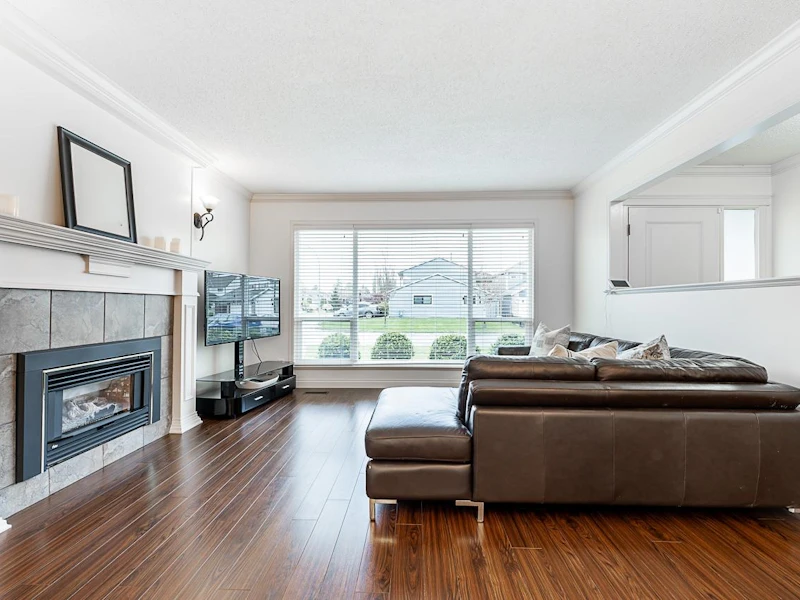 5418 49a Avenue, Delta BC V4K 4E9