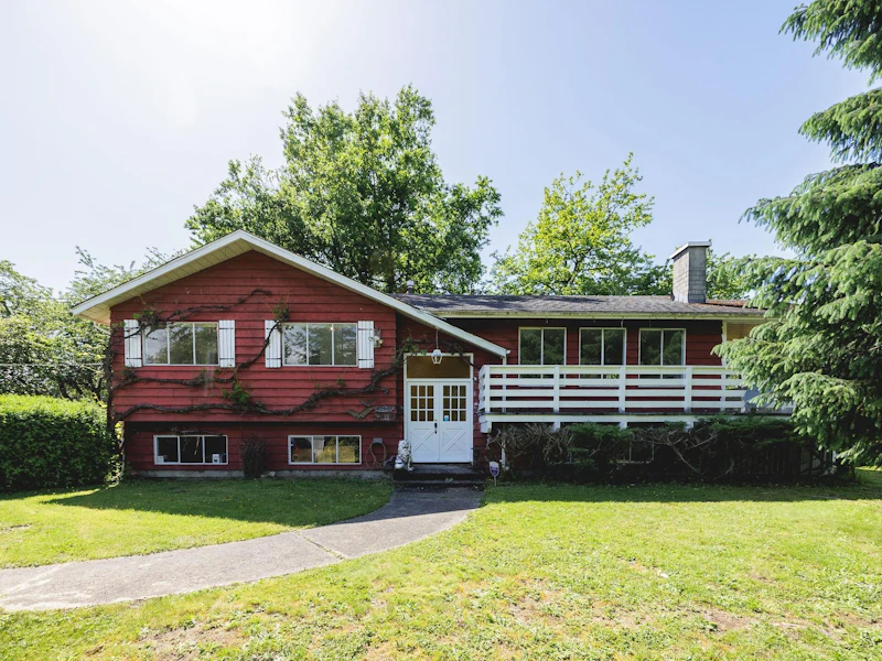12421 256th Street, Maple Ridge BC V4R 1B9