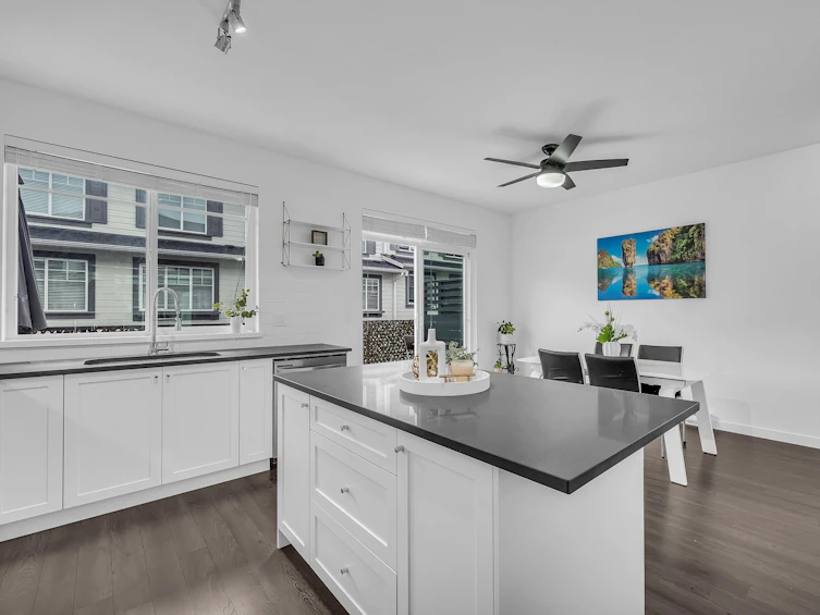 55-15850 85, Surrey, BC, V4N 6W2 - 6