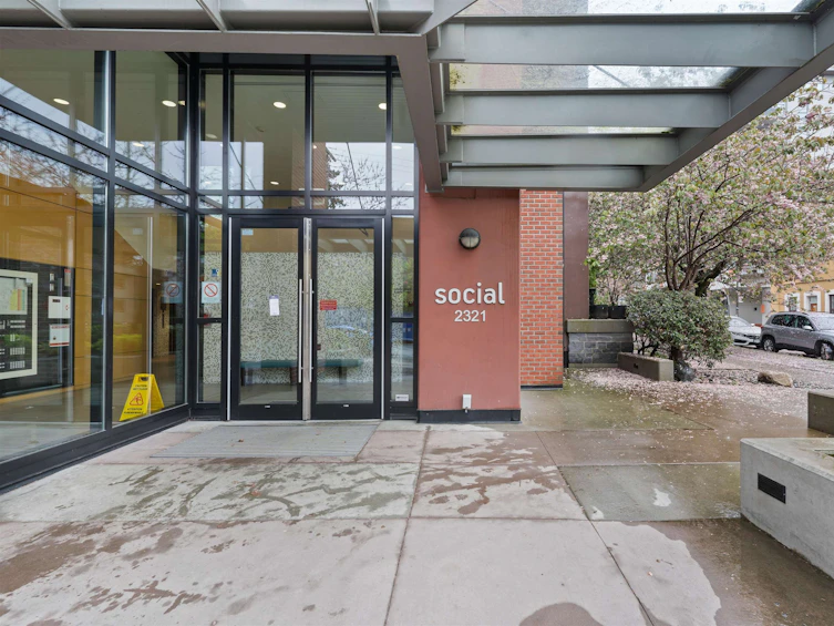 422-2321 Scotia Street, Vancouver, BC, V5T 0A8 - 22