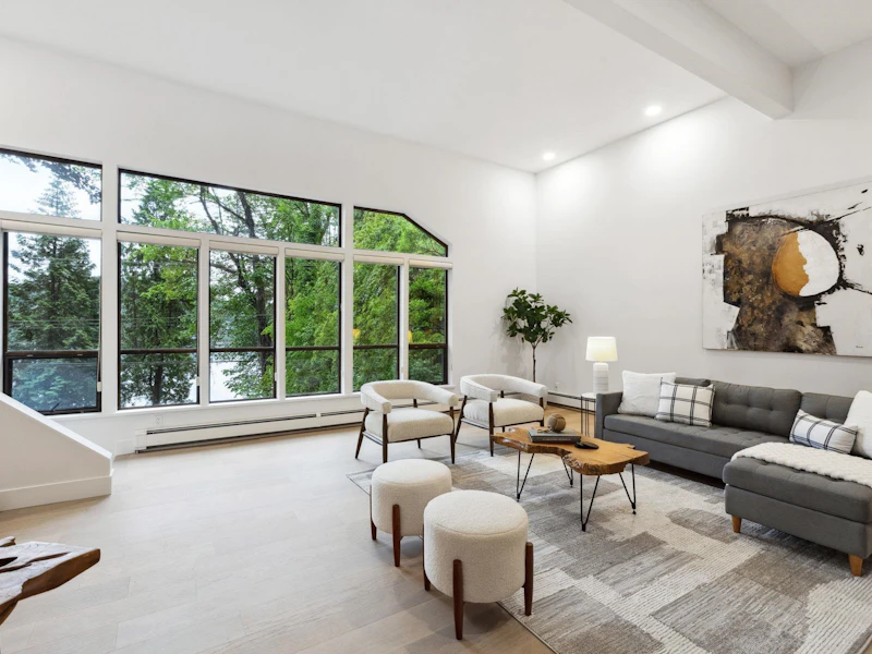 2829 Panorama Drive, North Vancouver BC V7G 1V7