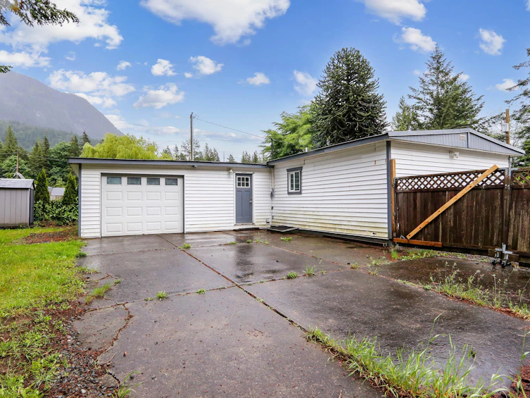 411 Emerald Avenue, Harrison Hot Springs, BC, V0M 1K0 - 21