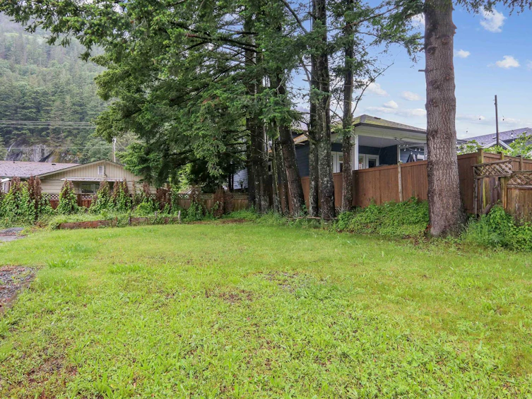 411 Emerald Avenue, Harrison Hot Springs, BC, V0M 1K0 - 24