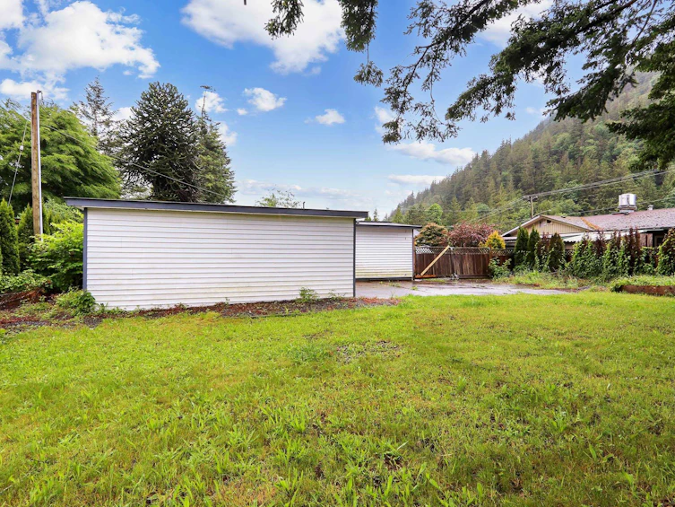 411 Emerald Avenue, Harrison Hot Springs, BC, V0M 1K0 - 25