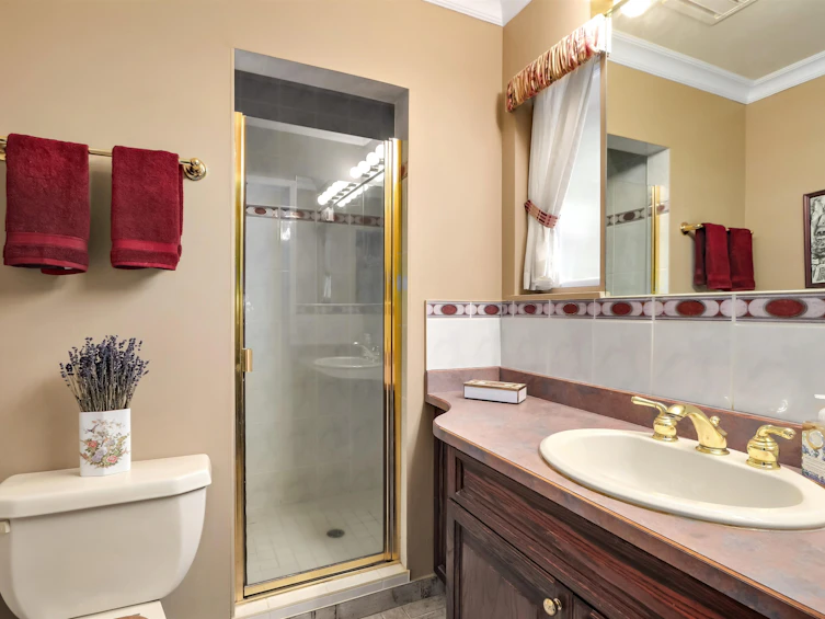 4343 Patterdale Drive, North Vancouver, BC, V7R 4L6 - 22
