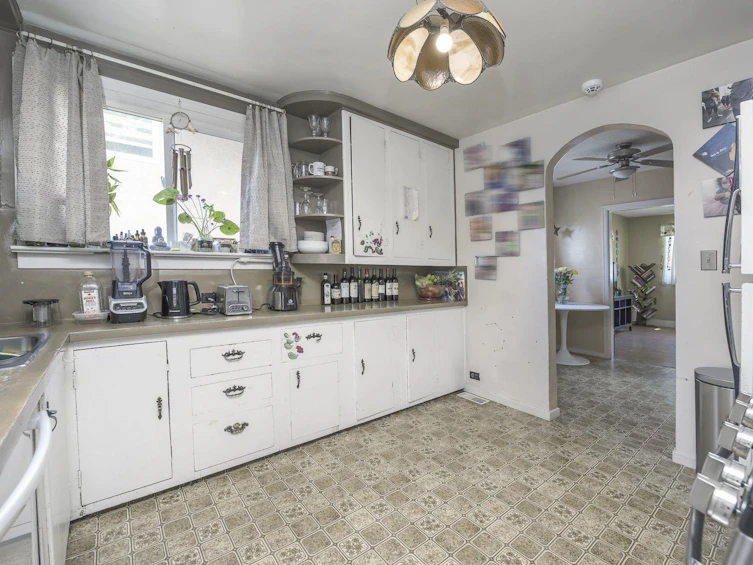3826 Glendale Street, Vancouver, BC, V5R 1C5 - 10