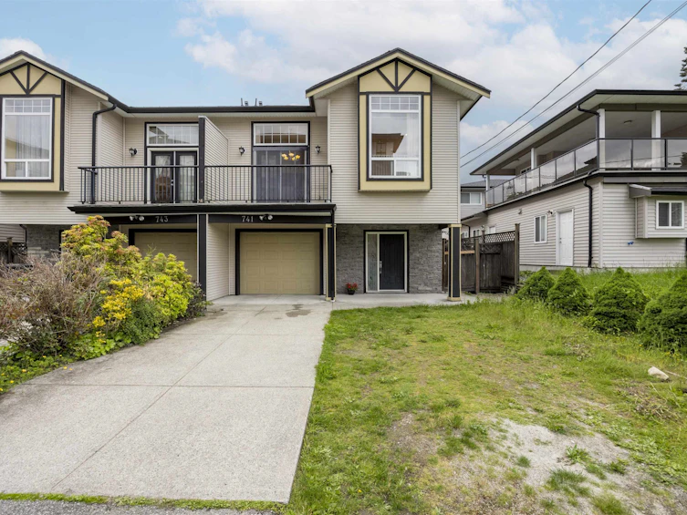 741 Dogwood Street, Coquitlam, BC, V3J 4B8 - 2