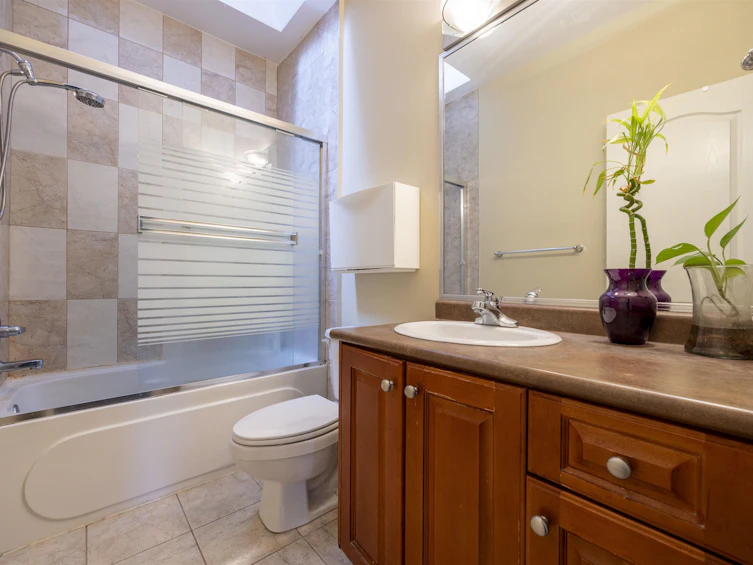 741 Dogwood Street, Coquitlam, BC, V3J 4B8 - 24