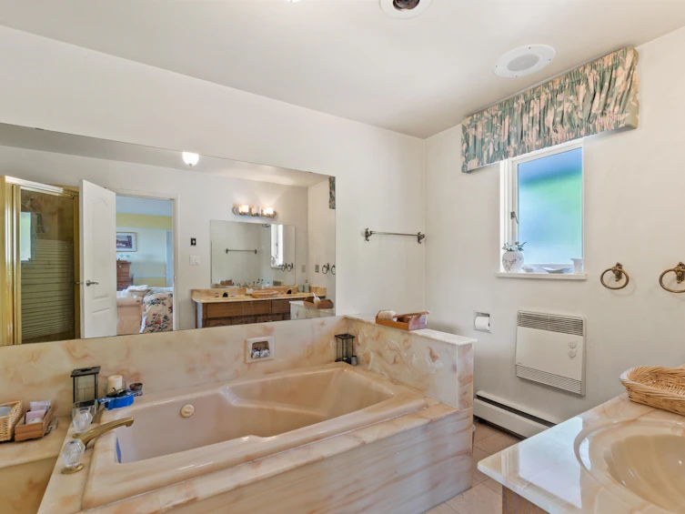 1373 Camwell Drive, West Vancouver, BC, V7S 2M6 - 23