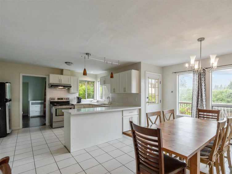 6468 Linfield Place, Burnaby, BC, V5E 3M6 - 4