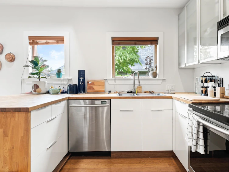 438 West 17th Avenue, Vancouver, BC, V5Y 2A2 - 15