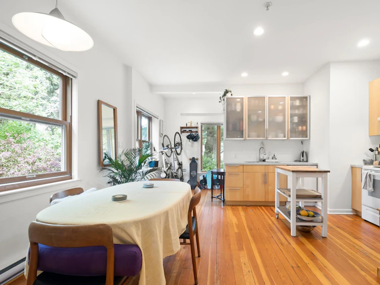 438 West 17th Avenue, Vancouver, BC, V5Y 2A2 - 25