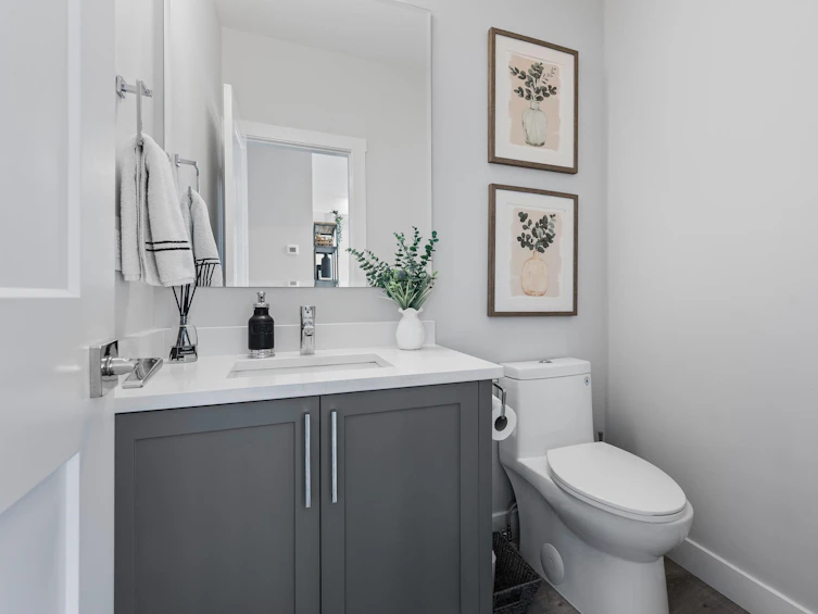 68-20327 72b, Langley, BC, V2Y 4J6 - 5