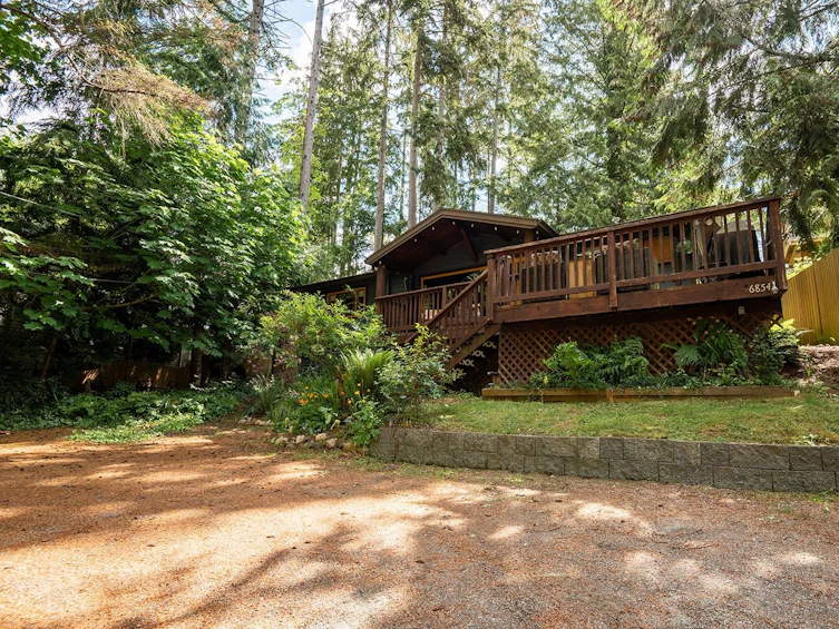 6854 Seaview Road, Sechelt, BC, V7Z 0E1 - 4