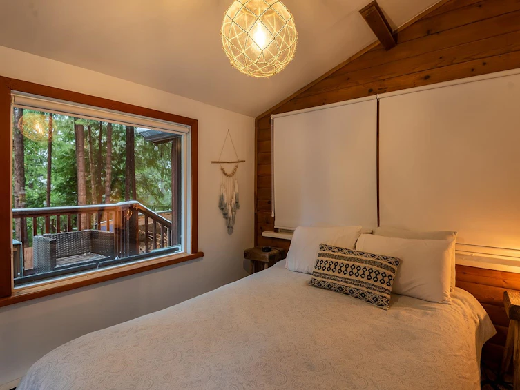 6854 Seaview Road, Sechelt, BC, V7Z 0E1 - 21