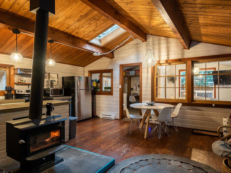 6854 Seaview Road, Sechelt, BC, V7Z 0E1 - 24