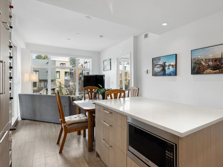 201-707 East 3rd Street, North Vancouver, BC, V7L 1G8 - 10
