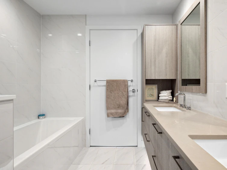 201-707 East 3rd Street, North Vancouver, BC, V7L 1G8 - 14