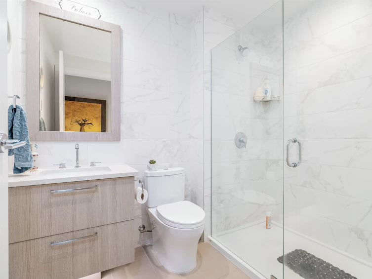 201-707 East 3rd Street, North Vancouver, BC, V7L 1G8 - 17