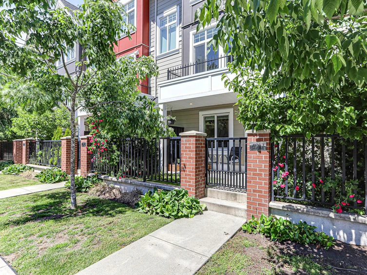4917 47a Avenue, Delta, BC, V4K 0E1 - 4