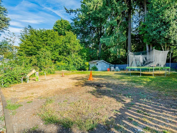 12902 106 Avenue, Surrey, BC, V3T 2B8 - 3