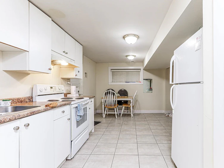 12902 106 Avenue, Surrey, BC, V3T 2B8 - 28