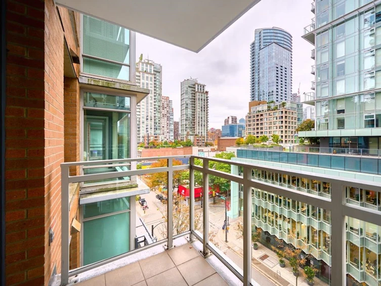 810-788 Richards Street, Vancouver, BC, V6B 0C7 - 16