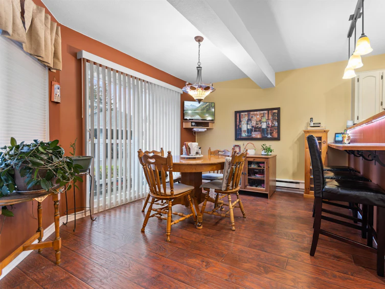58-34959 Old Clayburn, Abbotsford, BC, V2S 6W7 - 6