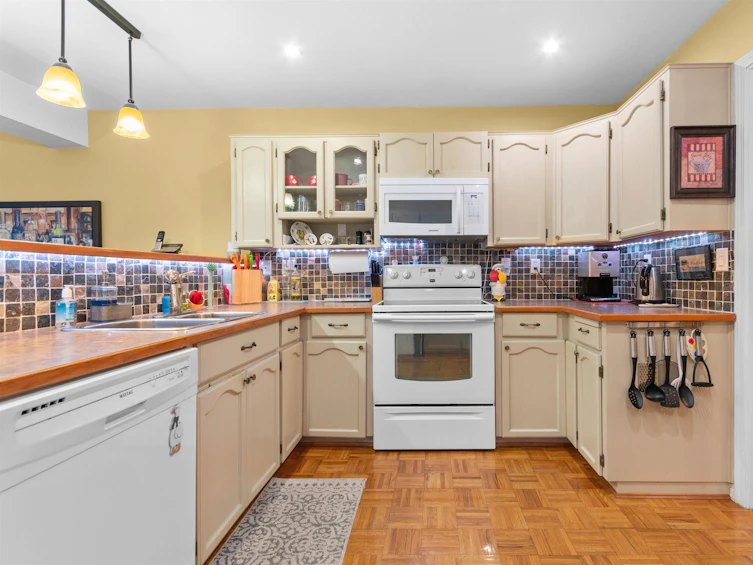 58-34959 Old Clayburn, Abbotsford, BC, V2S 6W7 - 8