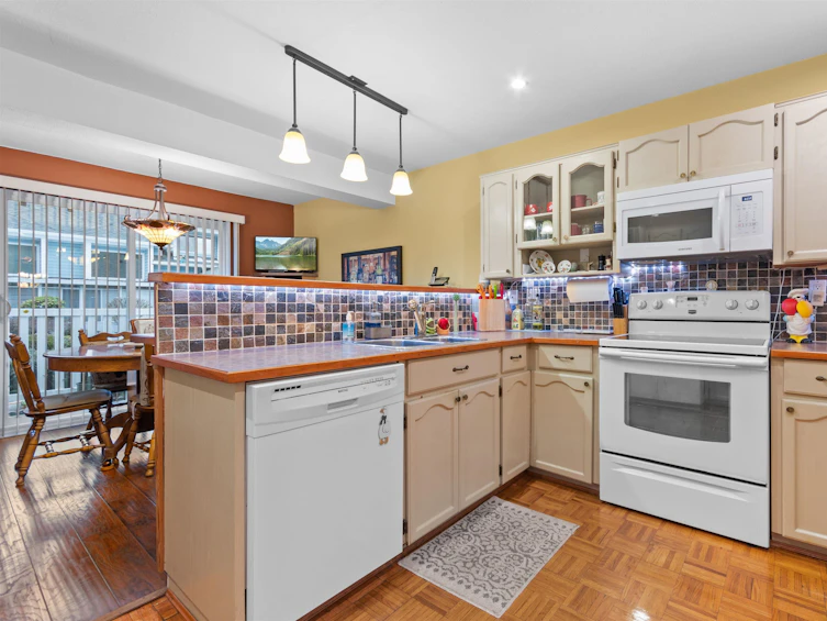 58-34959 Old Clayburn, Abbotsford, BC, V2S 6W7 - 9