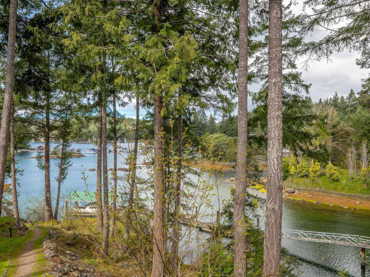 26B-12849 Lagoon Road, Pender Harbour Egmont, BC, V0N 2H0